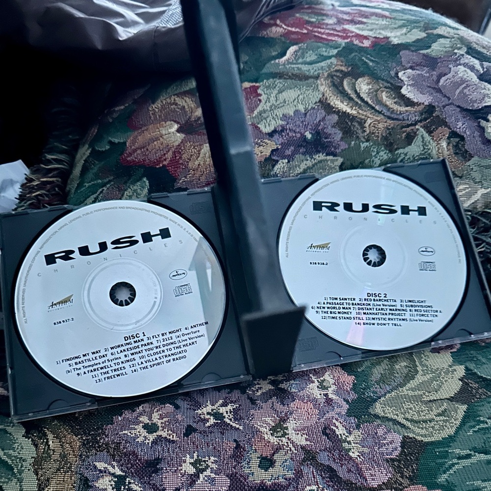 Rush Chronicles 2 CDs - Picture 3 of 9